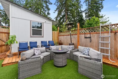 13741 Horsefall Avenue SE Rainier WA 98576