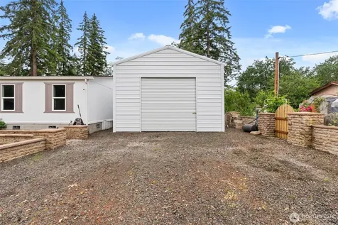 13741 Horsefall Avenue SE Rainier WA 98576