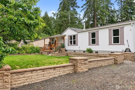 13741 Horsefall Avenue SE Rainier WA 98576