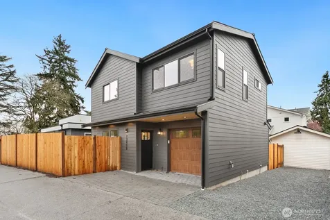 7340 B 40th Avenue NE Seattle WA 98115