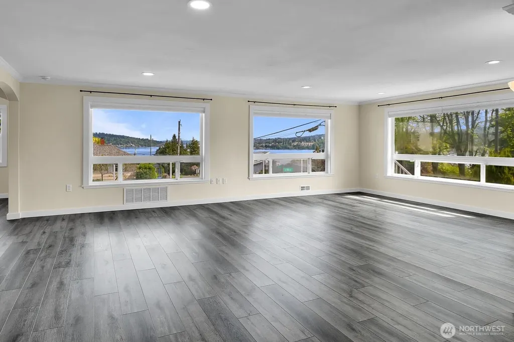 11605 87th Avenue S Seattle WA 98178