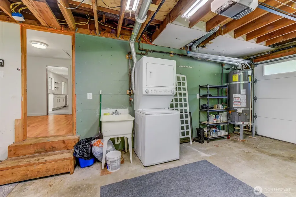 1010 Main Street Edmonds WA 98020