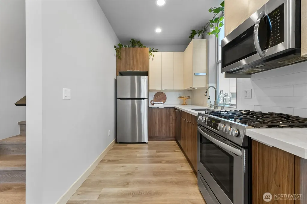 814 NW 54th Street Seattle WA 98107