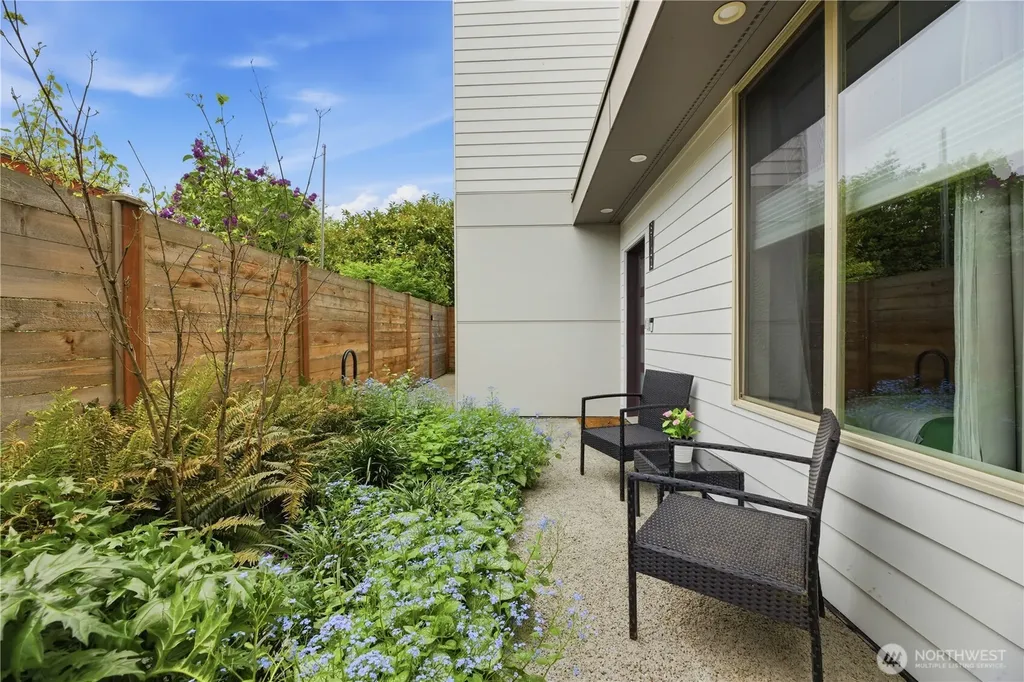 814 NW 54th Street Seattle WA 98107