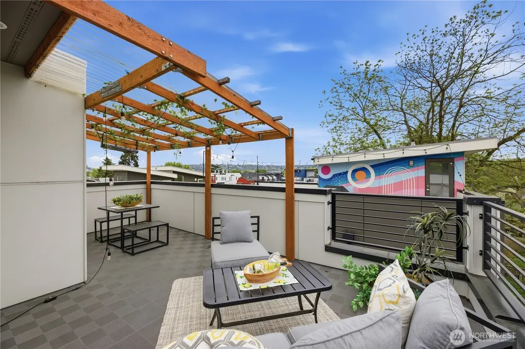 814 NW 54th Street Seattle WA 98107