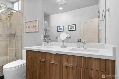 814 NW 54th Street Seattle WA 98107