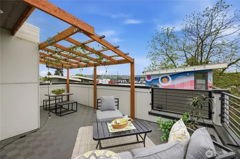 814 NW 54th Street Seattle WA 98107