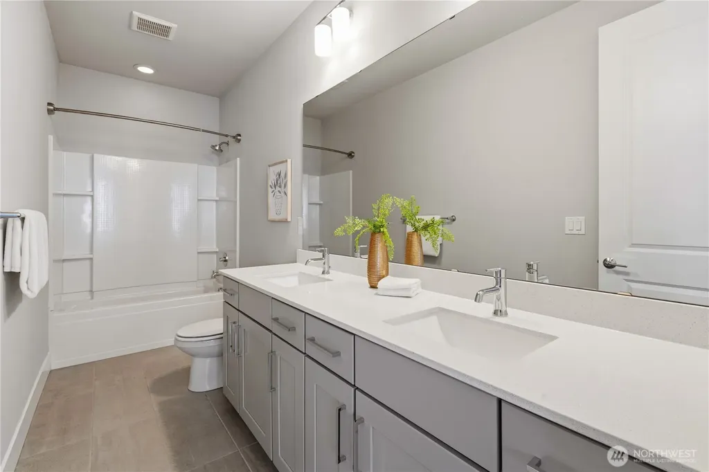 8215 NE 126th Drive Kirkland WA 98034