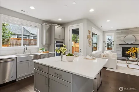 8215 NE 126th Drive Kirkland WA 98034