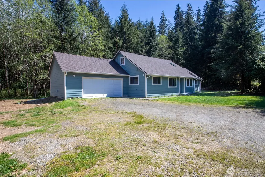 4858 Us Highway 101 Humptulips WA 98552