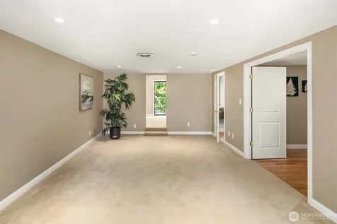 14602 SE 165th Place Renton WA 98058