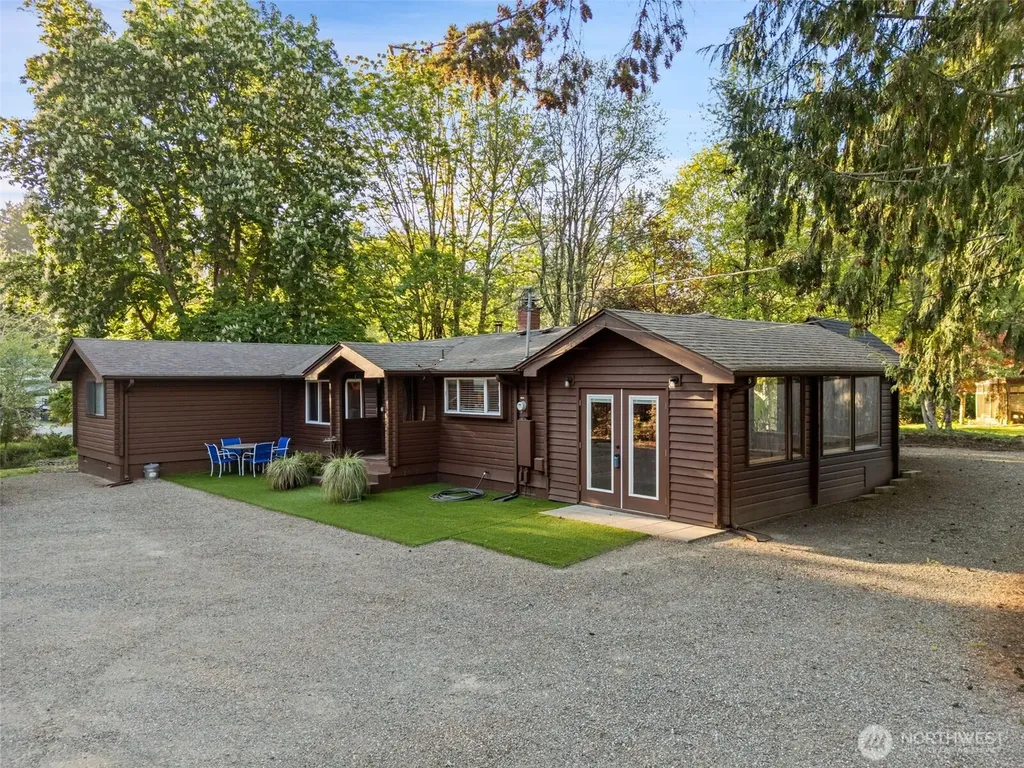 9361 Misery Point Road NW Seabeck WA 98380