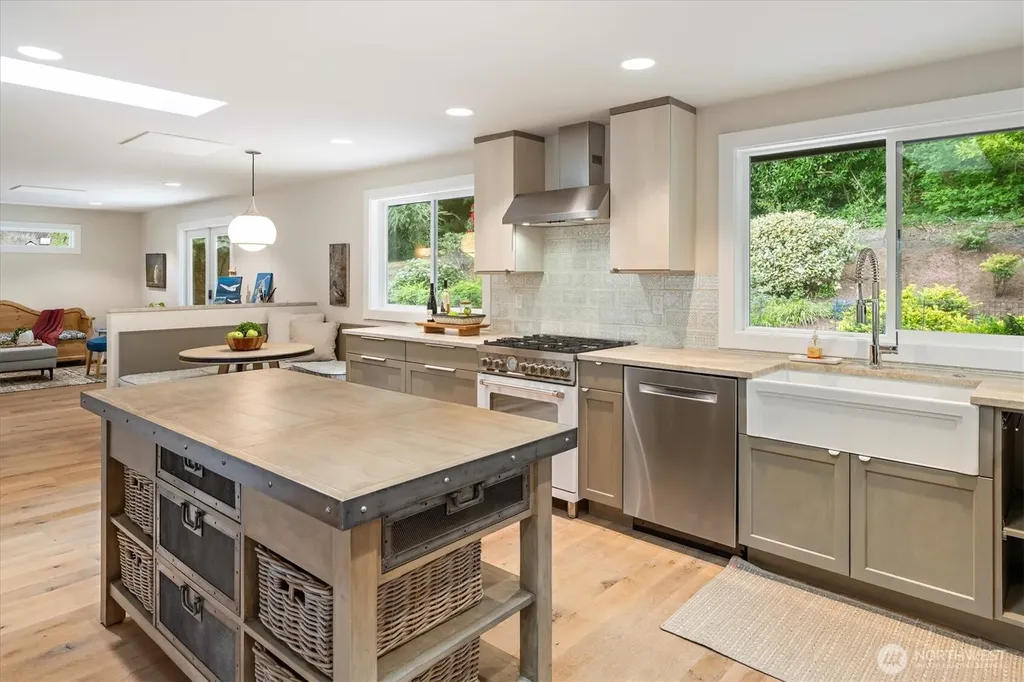 9503 Odin Way Bothell WA 98011