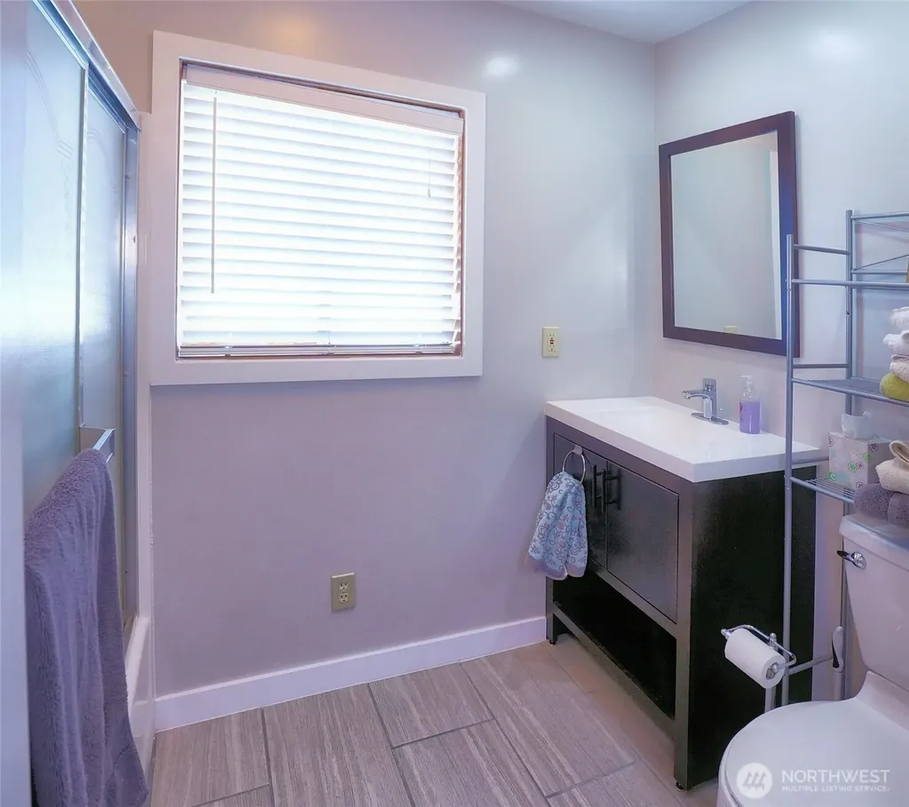 2101 W Lakeside Drive Moses Lake WA 98837