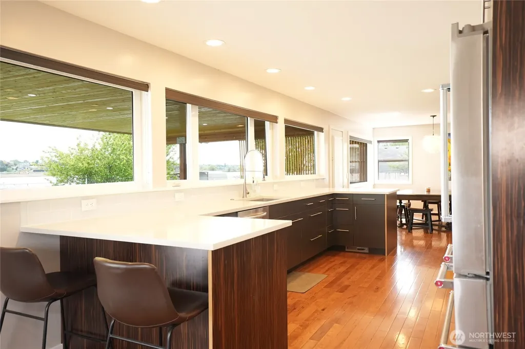 2101 W Lakeside Drive Moses Lake WA 98837