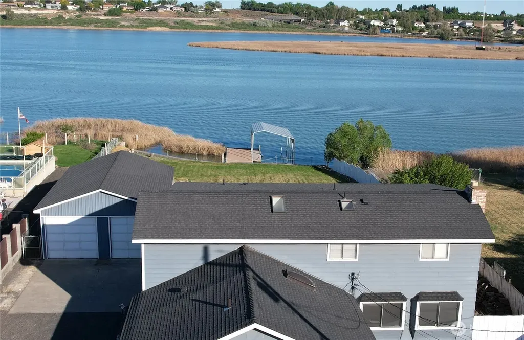 2101 W Lakeside Drive Moses Lake WA 98837