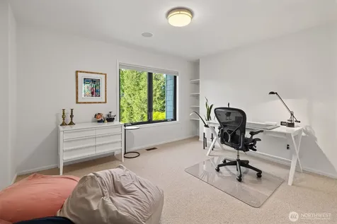 3907 259th Way NE Redmond WA 98053