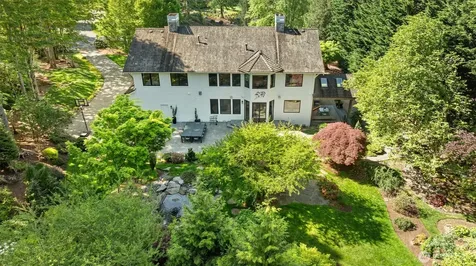 3907 259th Way NE Redmond WA 98053
