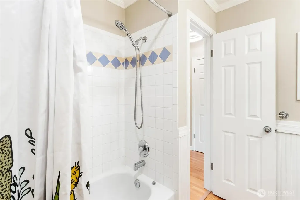 1110 5th Avenue S Edmonds WA 98020