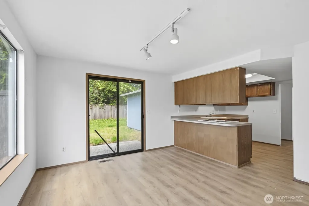 611 Phoenix Street NE Olympia WA 98506