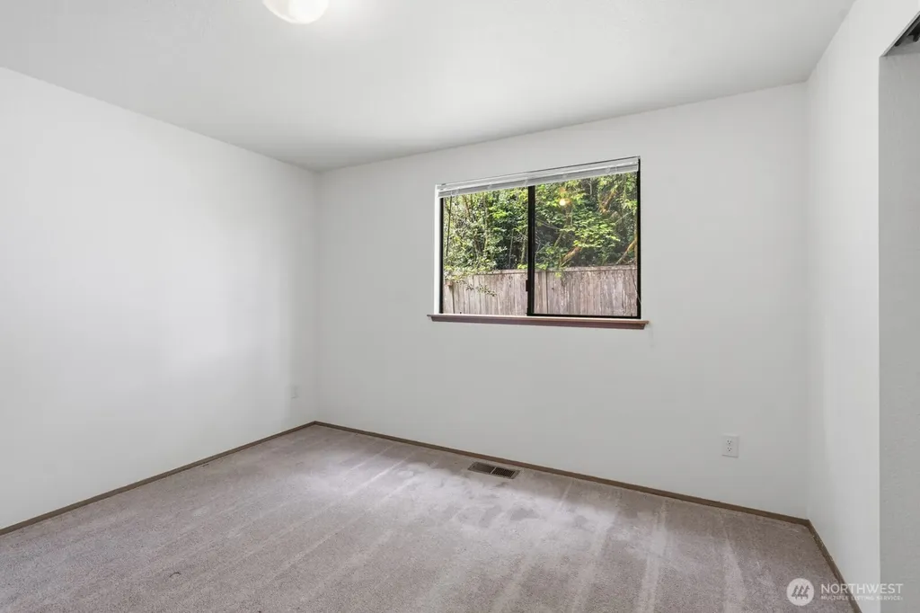 611 Phoenix Street NE Olympia WA 98506