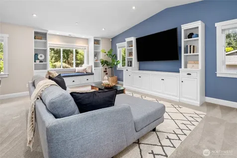 6219 89th Avenue SE Mercer Island WA 98040