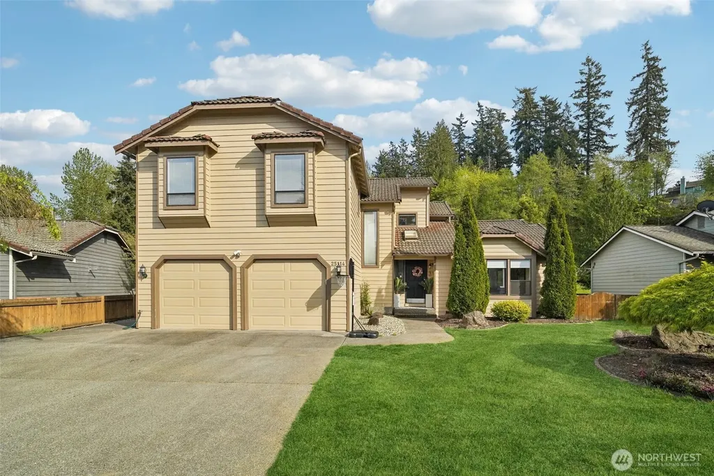 25114 Lake Wilderness Country Club Drive SE Maple Valley WA 98038