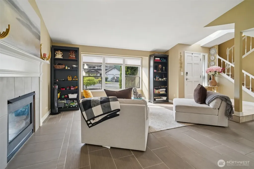 25114 Lake Wilderness Country Club Drive SE Maple Valley WA 98038