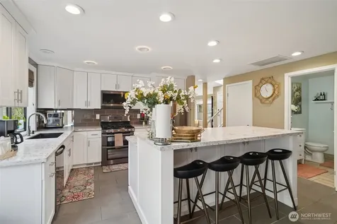 25114 Lake Wilderness Country Club Drive SE Maple Valley WA 98038