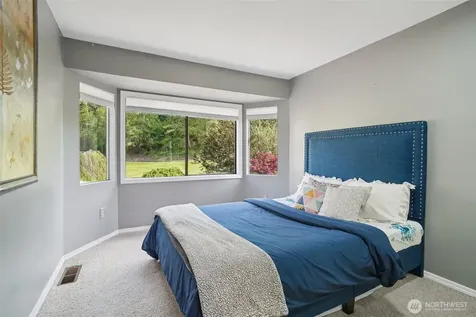 25114 Lake Wilderness Country Club Drive SE Maple Valley WA 98038