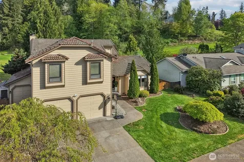 25114 Lake Wilderness Country Club Drive SE Maple Valley WA 98038