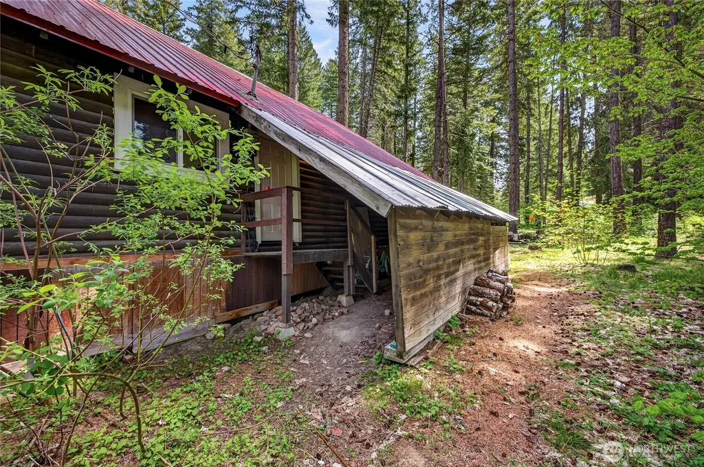 22505 Saddle Street Leavenworth WA 98826
