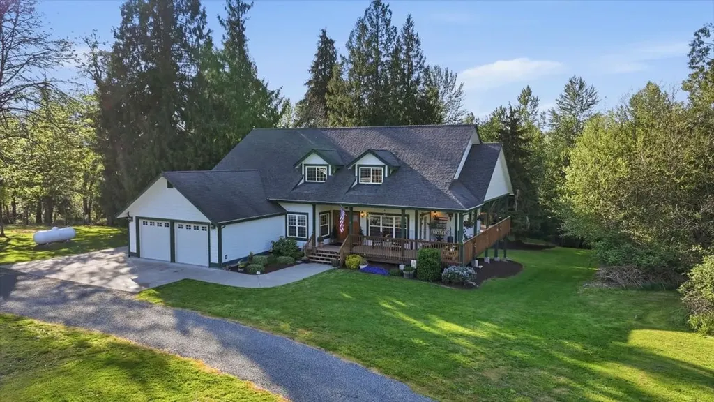 12811 Kapowsin Highlands Drive E Graham WA 98338