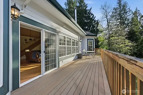 12811 Kapowsin Highlands Drive E Graham WA 98338