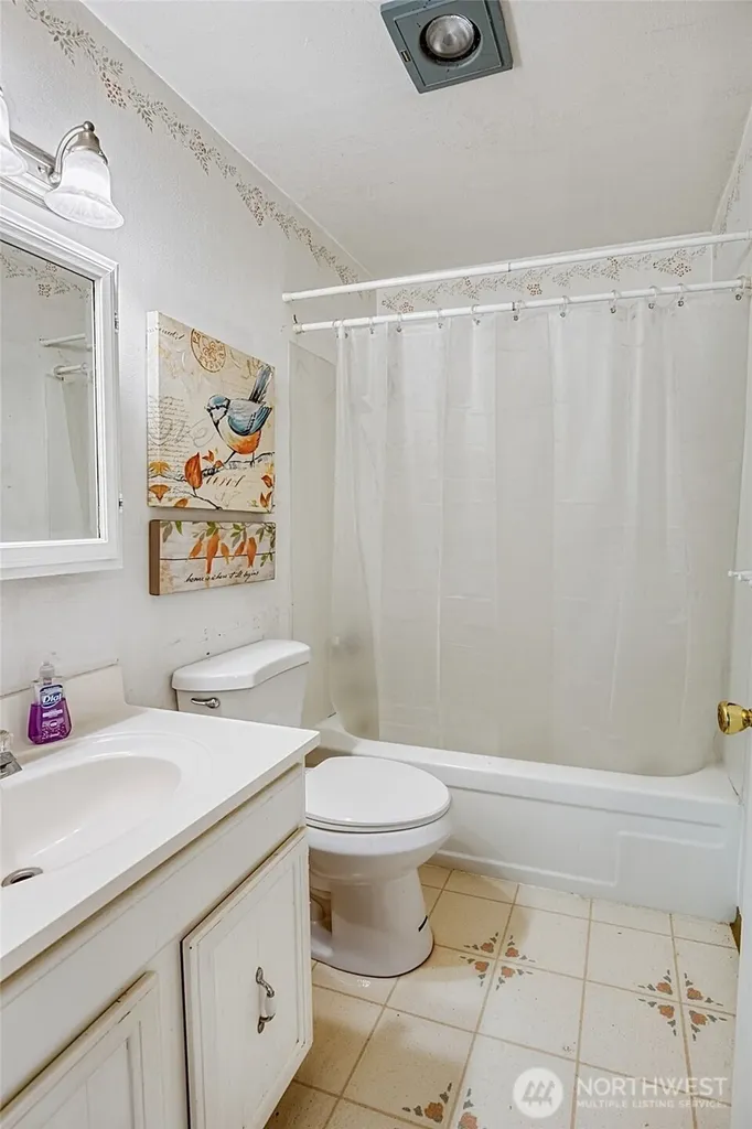 419 Draconis Avenue SE Ocean Shores WA 98569