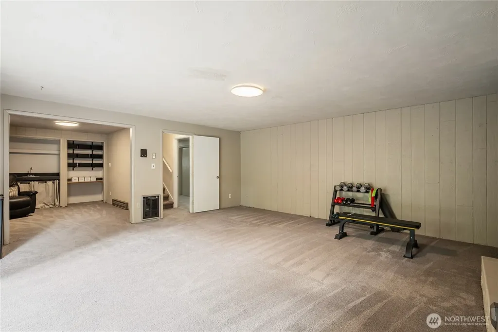 303 E Cedar Lane Longview WA 98632
