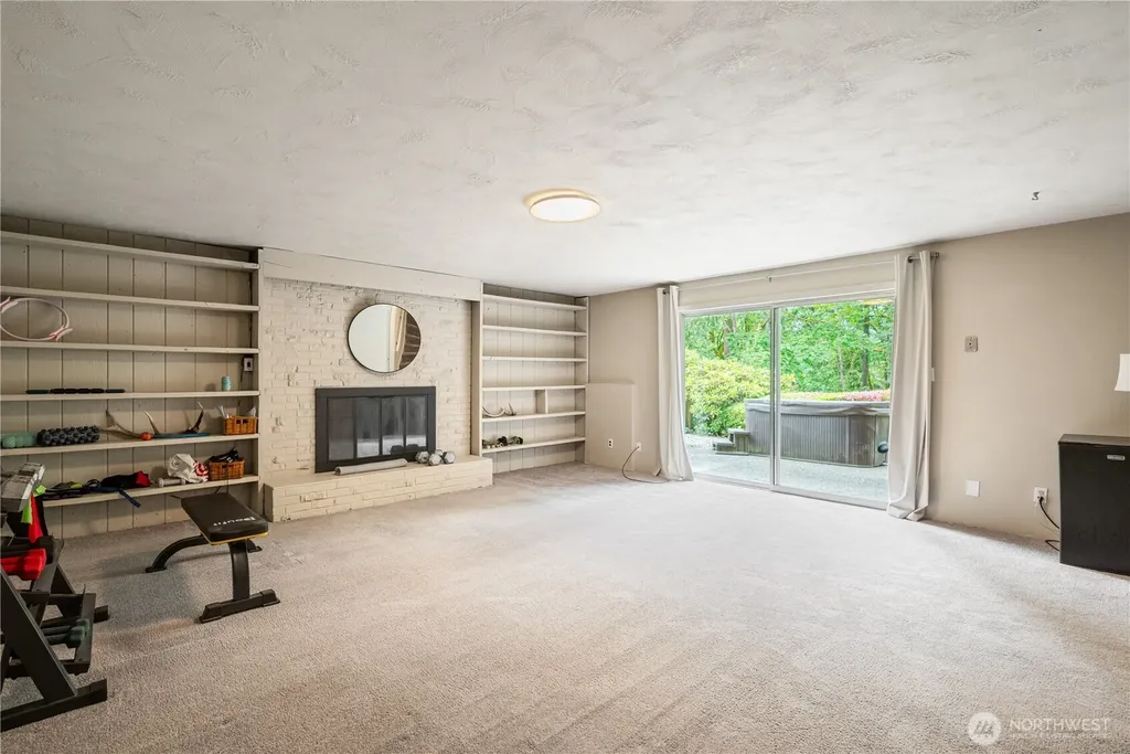 303 E Cedar Lane Longview WA 98632