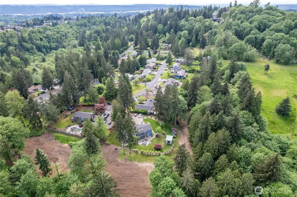 303 E Cedar Lane Longview WA 98632