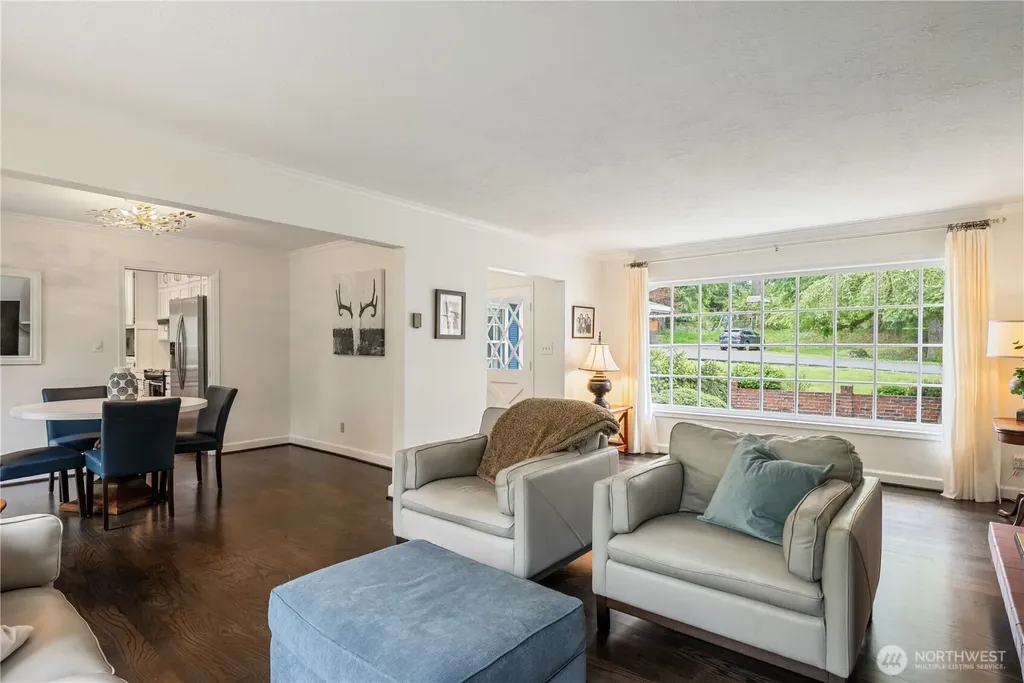 303 E Cedar Lane Longview WA 98632