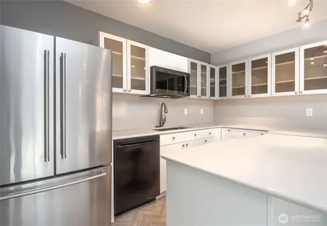4258 Whitman Avenue N Seattle WA 98103