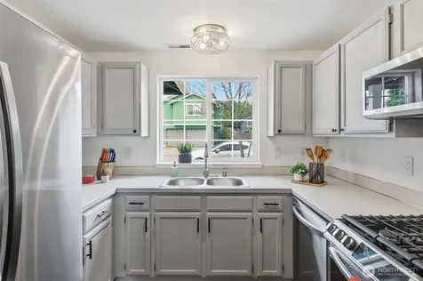 4329 149th Place NE Marysville WA 98271