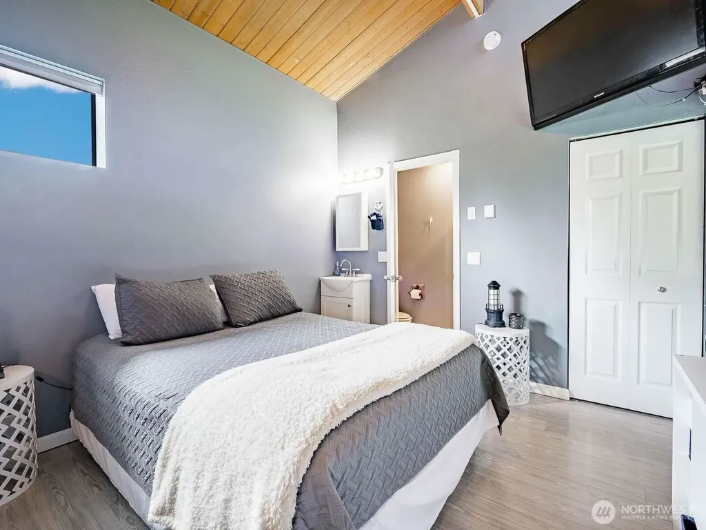 7806 Birch Bay Drive Birch Bay WA 98230