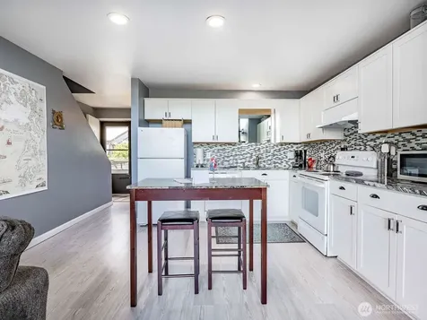 7806 Birch Bay Drive Birch Bay WA 98230