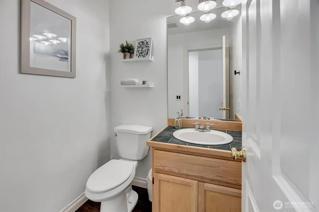 225 SE 10th Circle North Bend WA 98045
