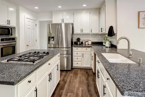 225 SE 10th Circle North Bend WA 98045