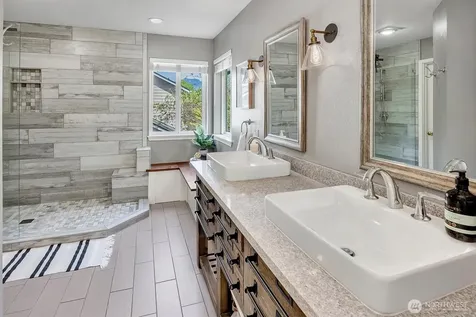 225 SE 10th Circle North Bend WA 98045