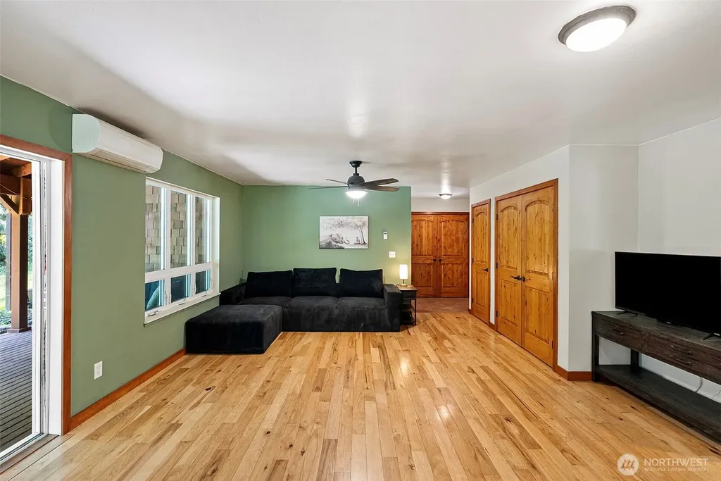 30978 Old Hansville Road NE Kingston WA 98346