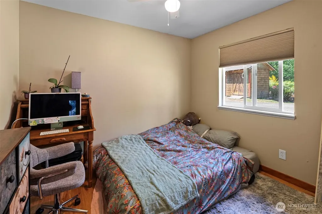 30978 Old Hansville Road NE Kingston WA 98346