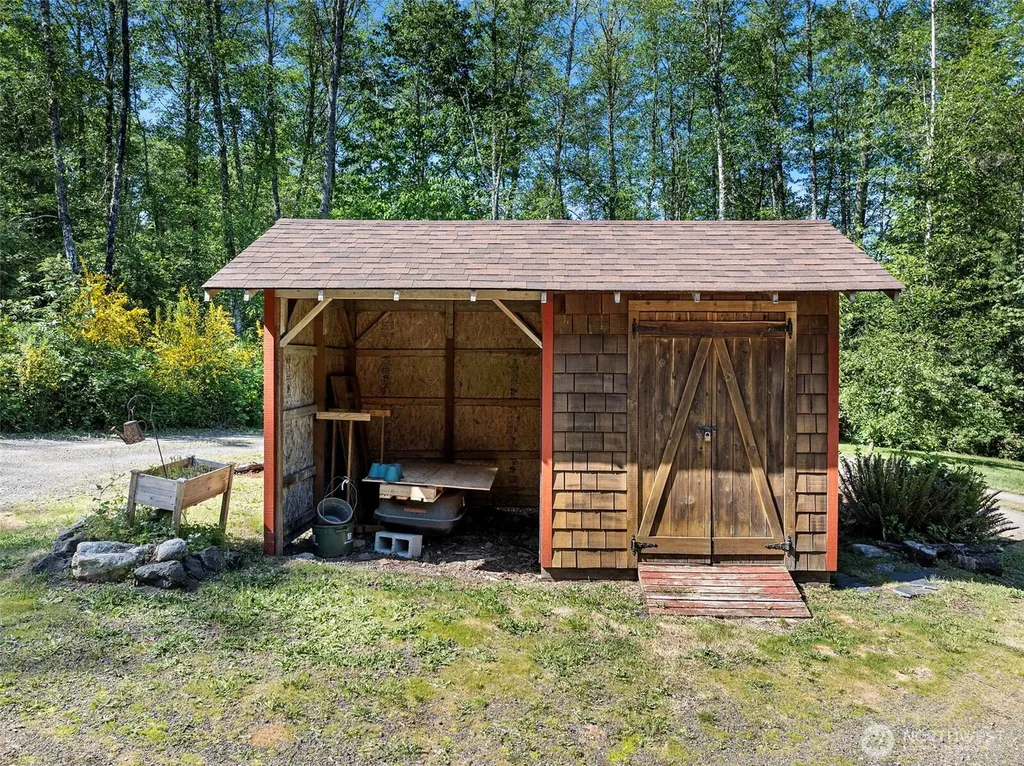 30978 Old Hansville Road NE Kingston WA 98346