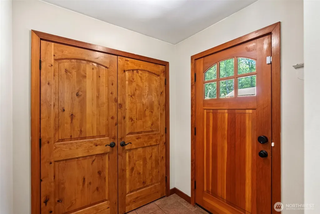 30978 Old Hansville Road NE Kingston WA 98346